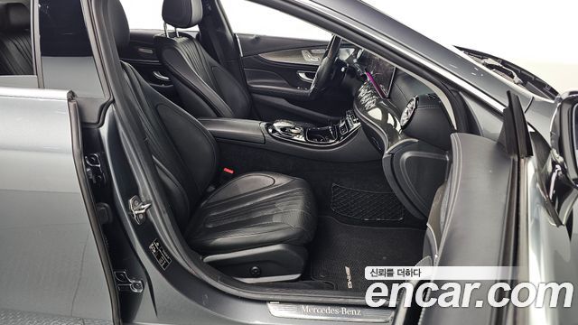 Mercedes-Benz CLS-Class 2019 — photo 16