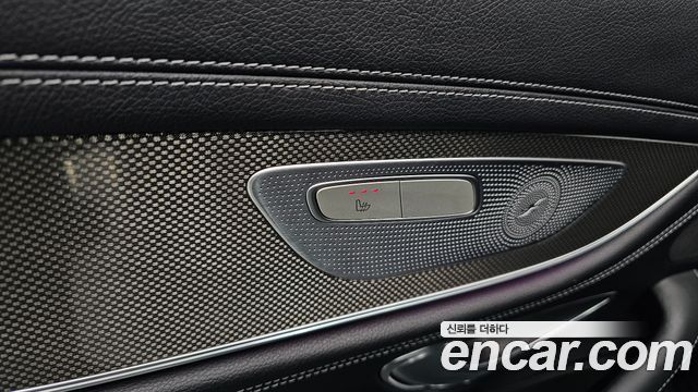 Mercedes-Benz CLS-Class 2019 — photo 30