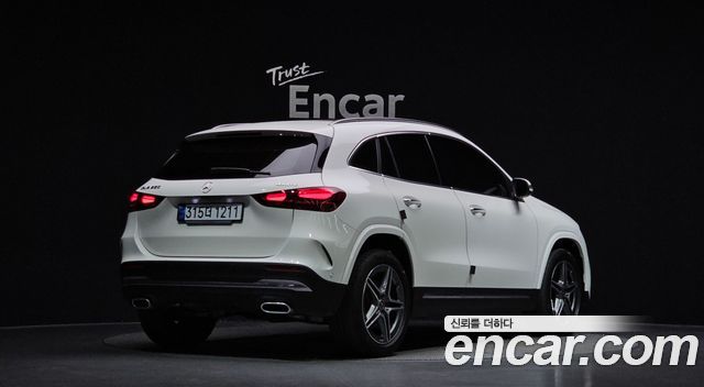 Mercedes-Benz GLA-Class 2024 — photo 2