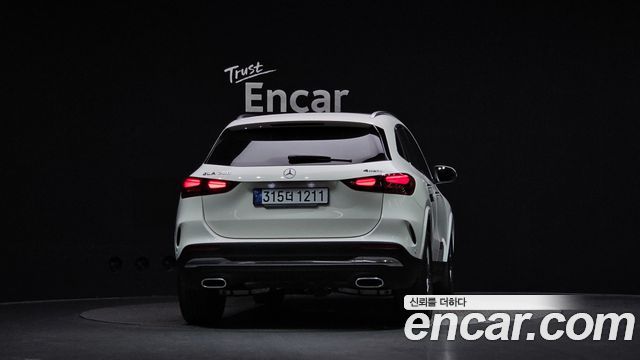Mercedes-Benz GLA-Class 2024 — photo 4