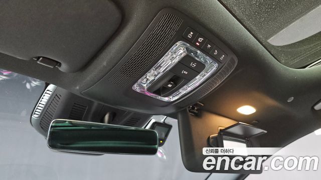 Mercedes-Benz GLA-Class 2024 — photo 25
