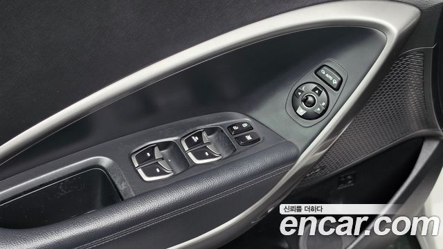 Hyundai Santafe 2014 — photo 17