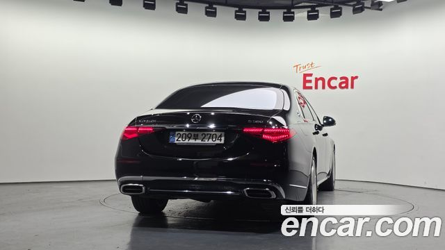 Mercedes-Benz S-Class 2023 — photo 4