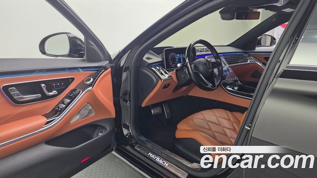 Mercedes-Benz S-Class 2023 — photo 13