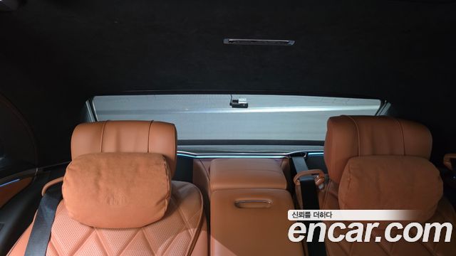Mercedes-Benz S-Class 2023 — photo 25