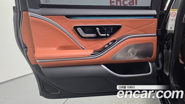 Mercedes-Benz S-Class 2023 — photo 15