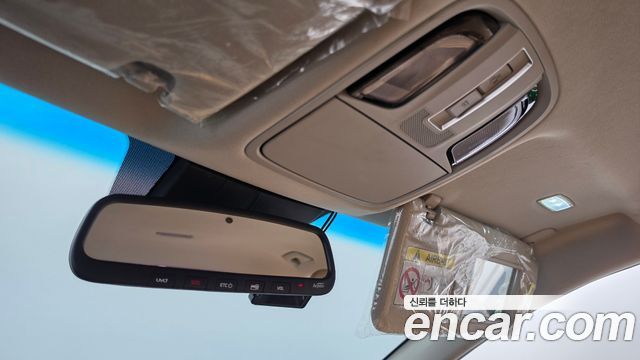Kia K7 2020 — photo 17