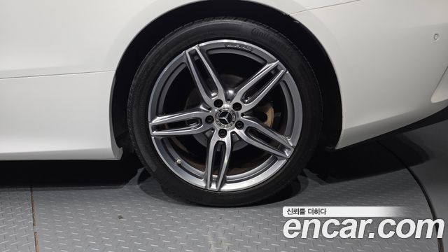 Mercedes-Benz E-Class 2019 — photo 7