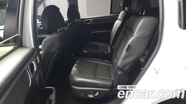 Hyundai Santafe 2025 — photo 17