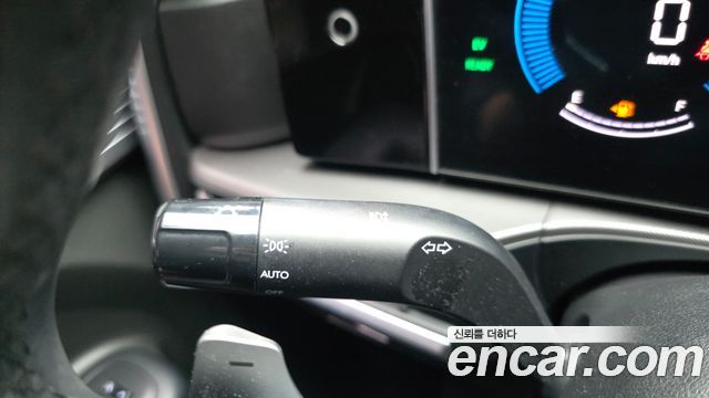 Hyundai Santafe 2025 — photo 26