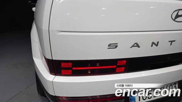 Hyundai Santafe 2025 — photo 9