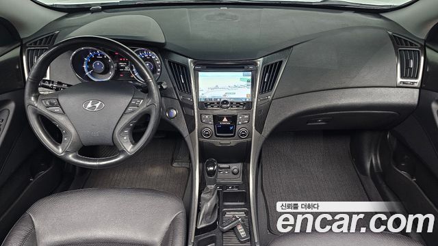 Hyundai Sonata 2013 — photo 10