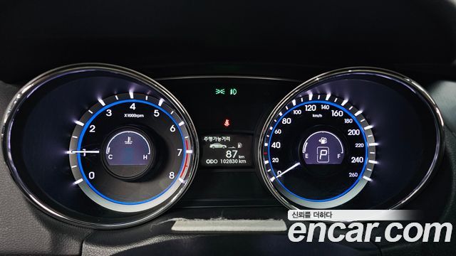 Hyundai Sonata 2013 — photo 11