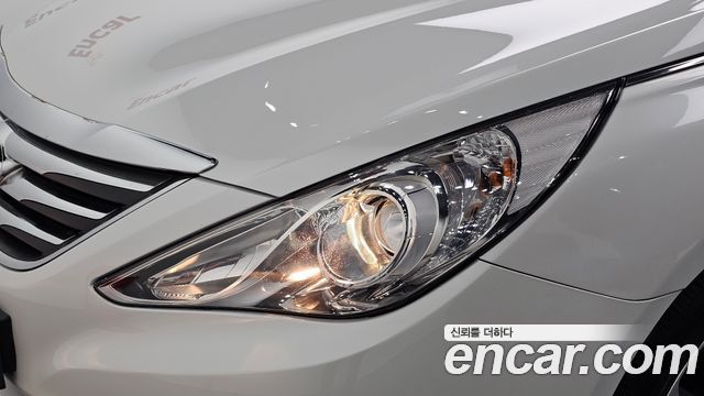Hyundai Sonata 2013 — photo 8