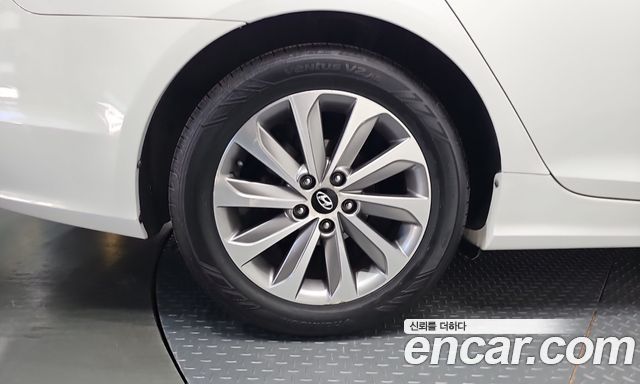 Hyundai Sonata 2013 — photo 37