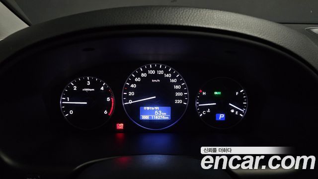 Hyundai Starex 2018 — photo 8