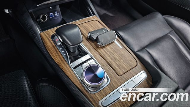 Kia K9 2022 — photo 9