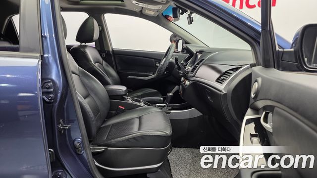 KG Mobility KORANDO 2014 — photo 17