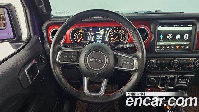 Jeep Wrangler 2023 — photo 18