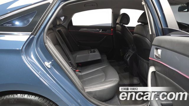 Hyundai Sonata 2016 — photo 17