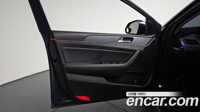 Hyundai Sonata 2016 — photo 14