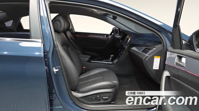 Hyundai Sonata 2016 — photo 16