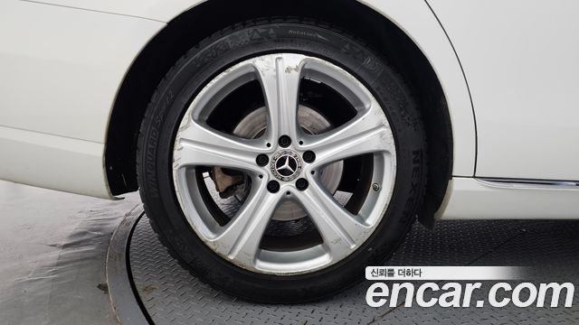 Mercedes-Benz E-Class 2018 — photo 5