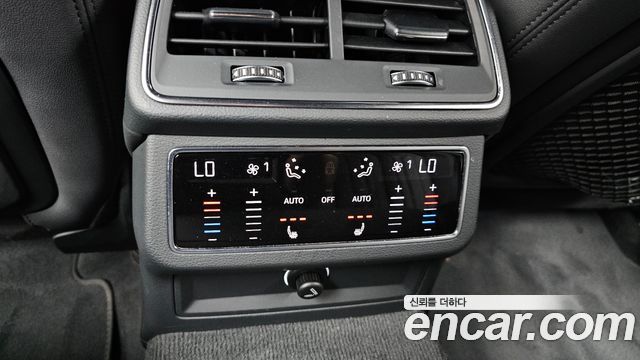 Audi A6 2020 — photo 25
