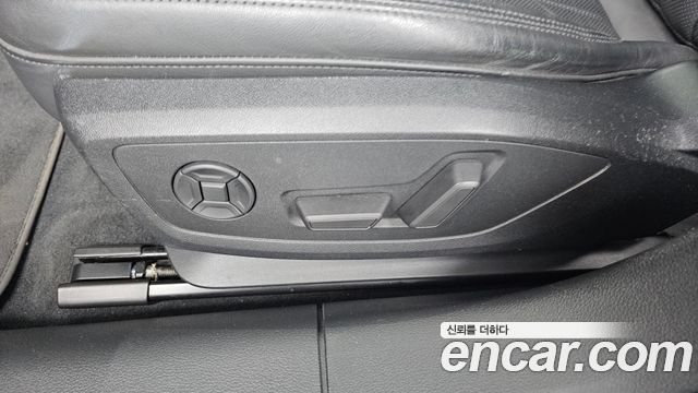 Audi A6 2020 — photo 31