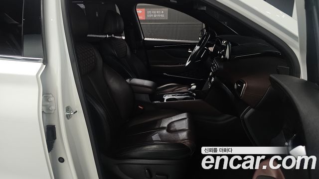 Hyundai Santafe 2019 — photo 16