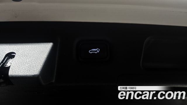 Hyundai Santafe 2019 — photo 29