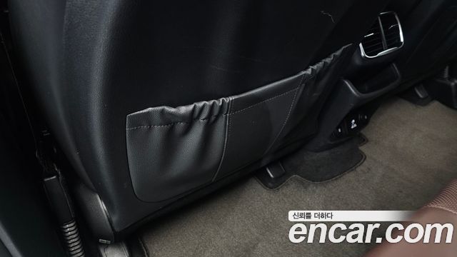 Hyundai Santafe 2019 — photo 33