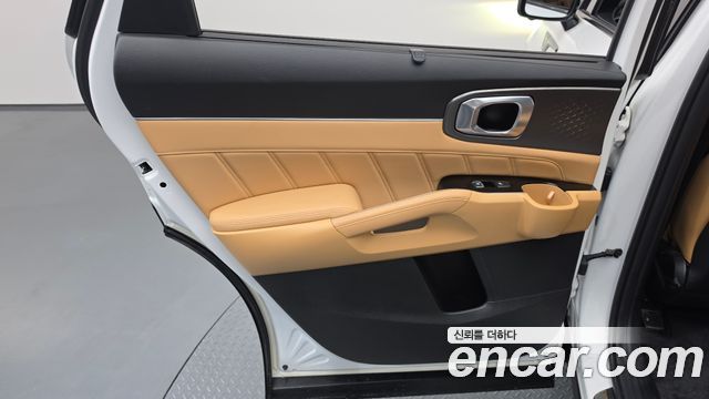 Kia Sorento 2023 — photo 15