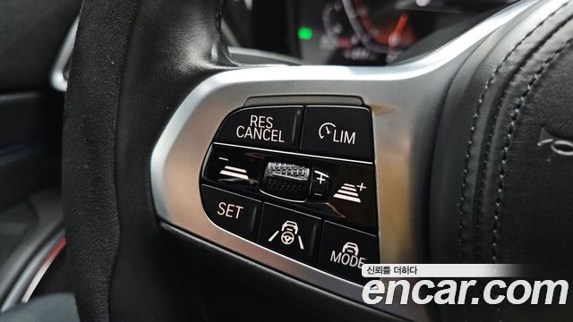 BMW 3-Series 2021 — photo 27
