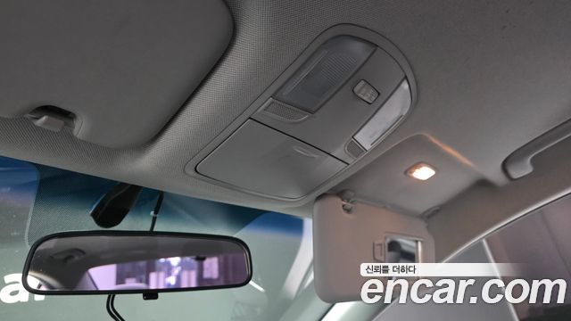Hyundai AVANTE 2016 — photo 25