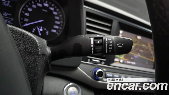 Hyundai AVANTE 2016 — photo 28