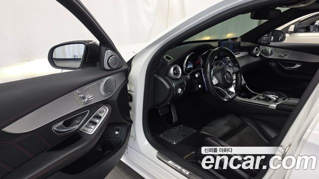 Mercedes-Benz C-Class 2017 — photo 10