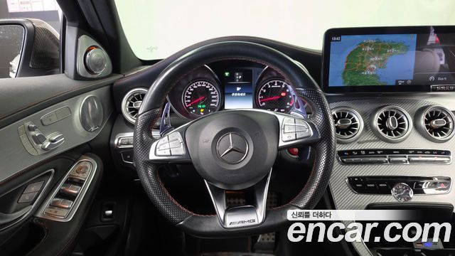 Mercedes-Benz C-Class 2017 — photo 13