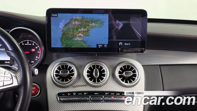 Mercedes-Benz C-Class 2017 — photo 14