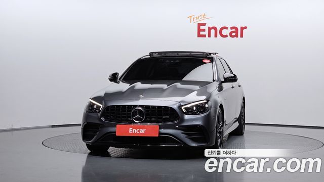 Mercedes-Benz E-Class 2023 — photo 3