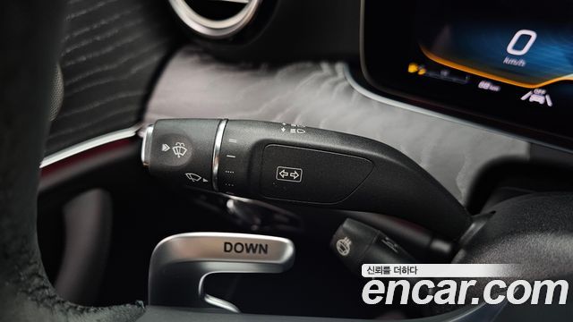 Mercedes-Benz E-Class 2023 — photo 33