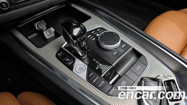 BMW Z4 2023 — photo 12
