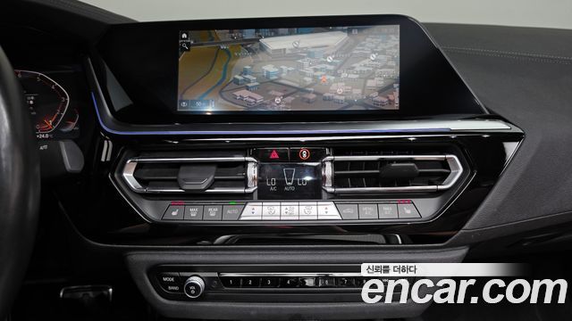 BMW Z4 2023 — photo 18