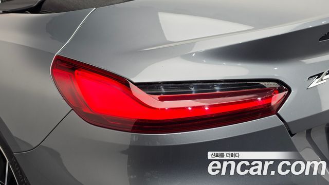 BMW Z4 2023 — photo 9