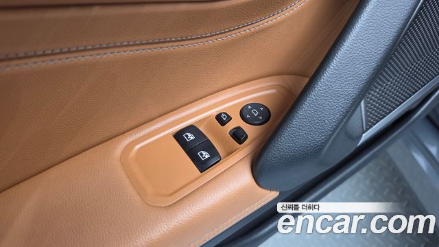 BMW Z4 2023 — photo 29