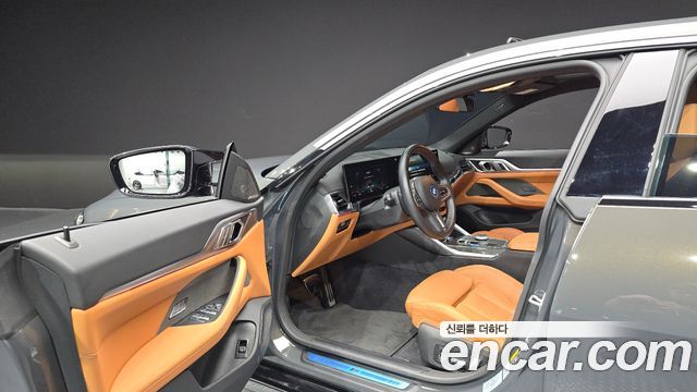 BMW i4 2024 — photo 13