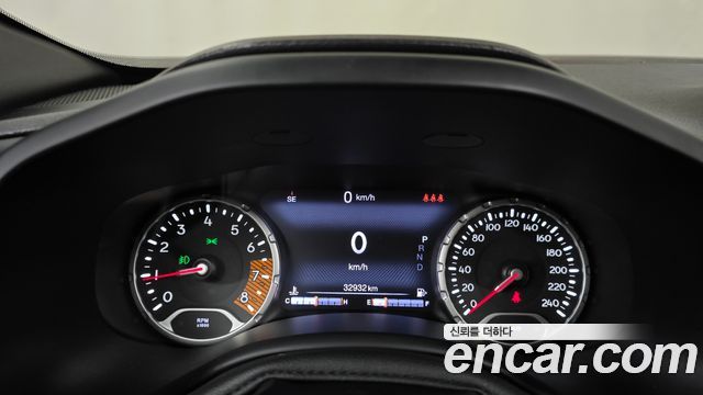 Jeep Renegade 2021 — photo 11