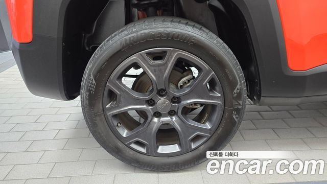 Jeep Renegade 2021 — photo 7