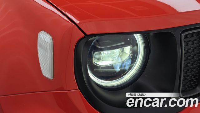 Jeep Renegade 2021 — photo 8