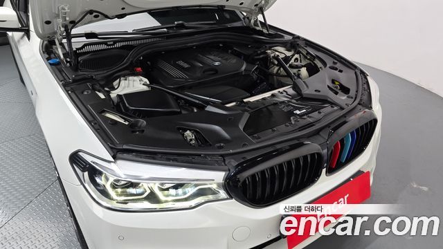 BMW 5-Series 2017 — photo 6